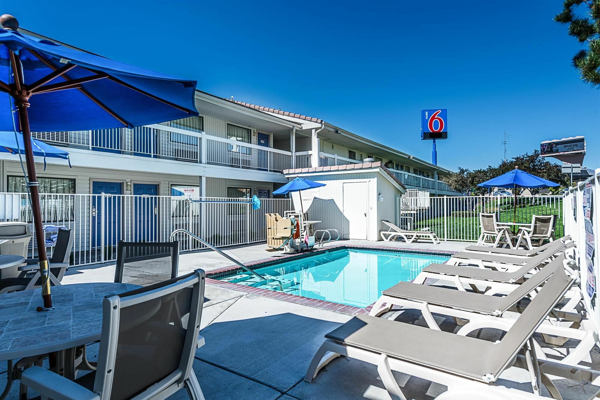 Motel 6-Sparks, Nv - Airport - 스팍스 외부 사진